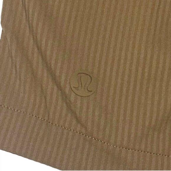 Lululemon Dance Studio High-Rise Shorts Mojave Tan Size 0 - Picture 3 of 6
